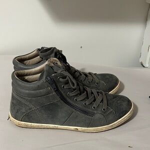 Taos Footwear Gray Ankle Boots‎ ladies size 9.5